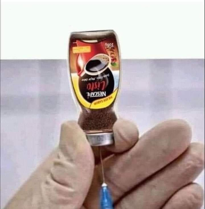 AquelaLara's tweet photo. Eu me preparando para começar o dia https://t.co/UkHSj1dNbV