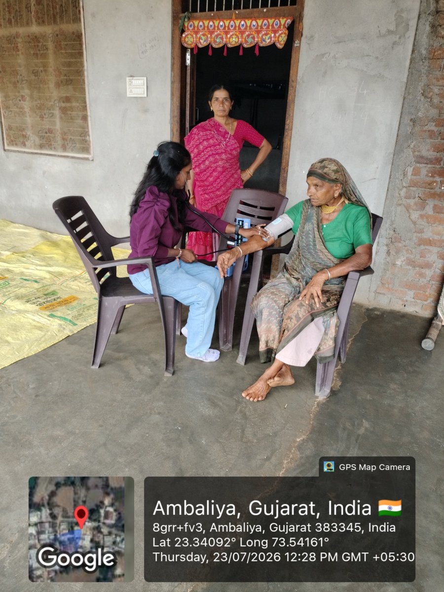 choambiya's tweet photo. Respected sir today Palliative Care (Bed ridden patient ), Cancer patient ( post operative oral cancer) ,NCD ( ontrement BP Patient ) , Geriatric  patient Visit At Ambliya ,AAM Ambliya PHC jitpur https://t.co/xD5qsCqmOW