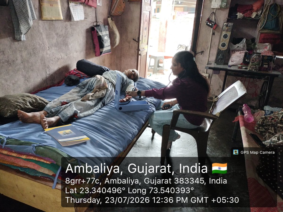 choambiya's tweet photo. Respected sir today Palliative Care (Bed ridden patient ), Cancer patient ( post operative oral cancer) ,NCD ( ontrement BP Patient ) , Geriatric  patient Visit At Ambliya ,AAM Ambliya PHC jitpur https://t.co/xD5qsCqmOW