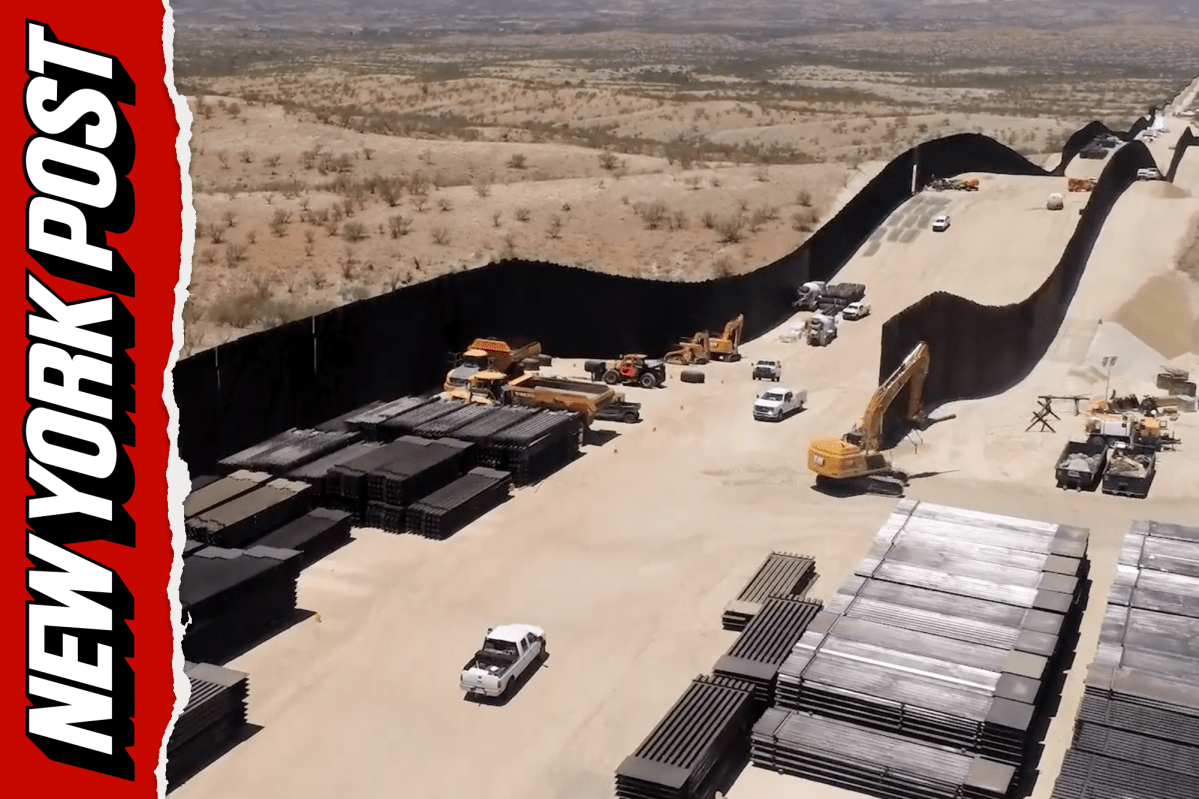 nypost's tweet photo. Aerial footage shows new border wall construction in Arizona https://t.co/2OYMiH8hFM https://t.co/1WpW8SSTrv