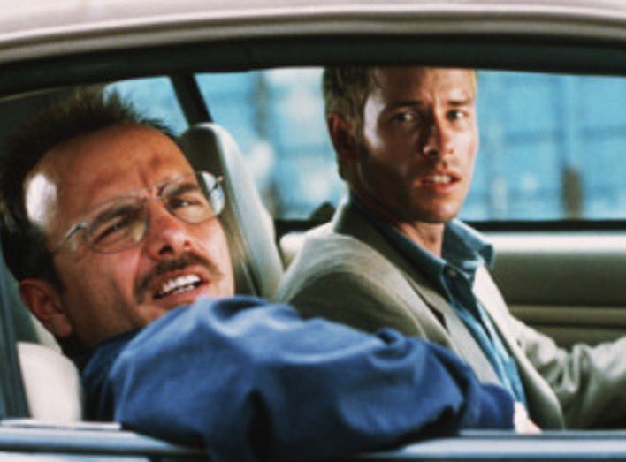 mrbrianrowe's tweet photo. Christopher Nolan has made so many amazing films since, but right there at the beginning he wrote and directed one of his all-timer masterpieces, Memento https://t.co/myUz2uSpmu