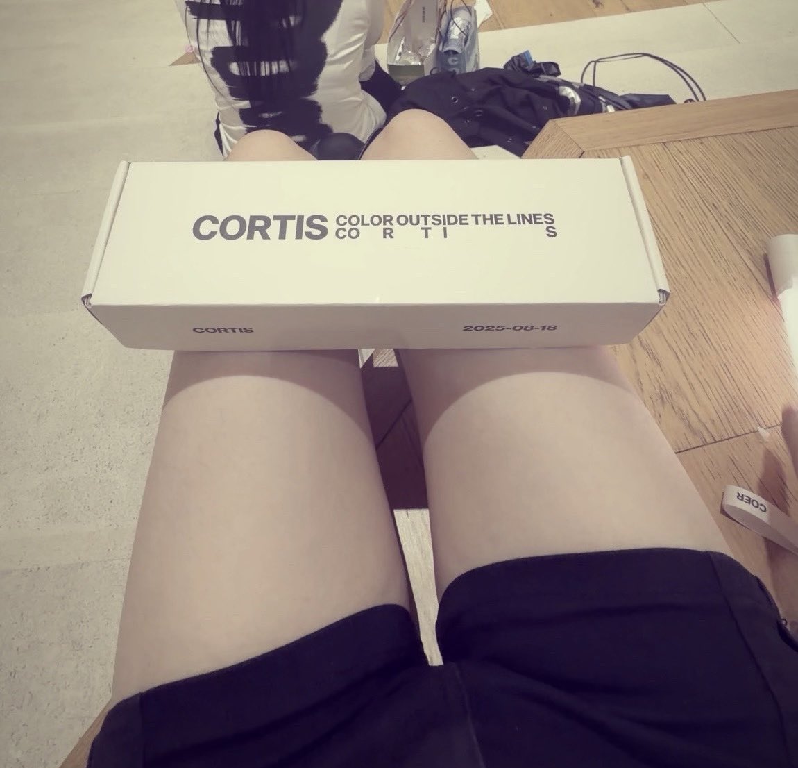 slzso2's tweet photo. #코어트친소 #코어_트친소 

하루종일 콜얘할 누나들구함 
제발 아무나 친해지쟝
아무나!!! 🫰🫰

♡ -> f https://t.co/atOCcLxKDb