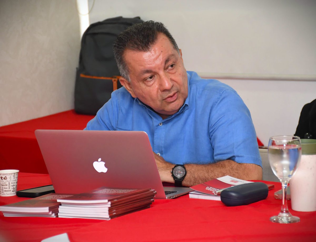 UFPSCUCUTA's tweet photo. Con compromiso, planificación y trabajo en equipo, seguimos fortaleciendo la calidad educativa para brindar a nuestra comunidad universitaria un semestre lleno de aprendizaje, crecimiento y nuevos desafíos. ❤️🚀 https://t.co/rVu93turM9