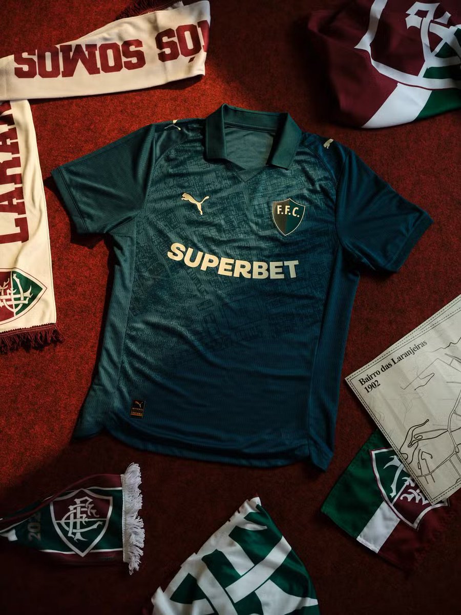 golsdobrasil1's tweet photo. 🚨 A nova terceira camisa do Fluminense.

O que acharam? 👇🏽

📸 Divulgação/FFC https://t.co/xUX5jeMT7J