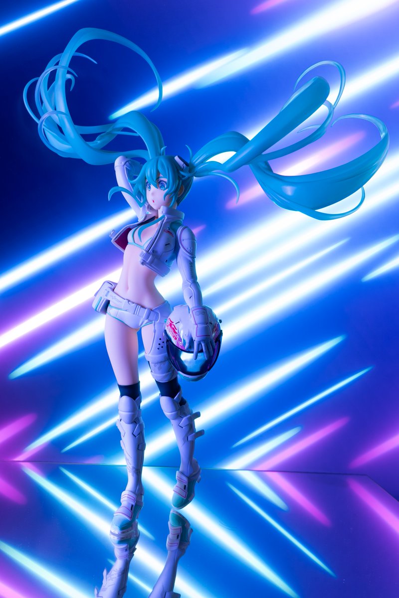 Cozmic_Figures's tweet photo. One of my favourite Miku figure series is racing Miku and this Racing Miku 2014 EV is one of the most unique Racing Miku's scales as it's her Bike version 

I've also added an unedited Version 
#hatsunemiku #goodsmileracing #goodsmilecompany #racingmiku #figurephotography https://t.co/4VnKJd0lDj