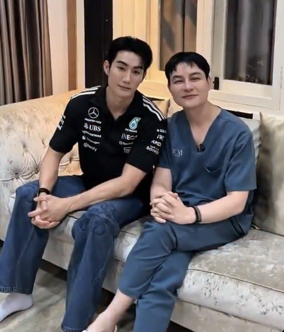 Spkasibook's tweet photo. ฟอสกับadidas Mercedes-AMG Petronas 2026 หล่อวร้ายสรัสๆ 😭 

/ โคตรติดเกมส์ 555555555555 https://t.co/pyV4CGQIt6