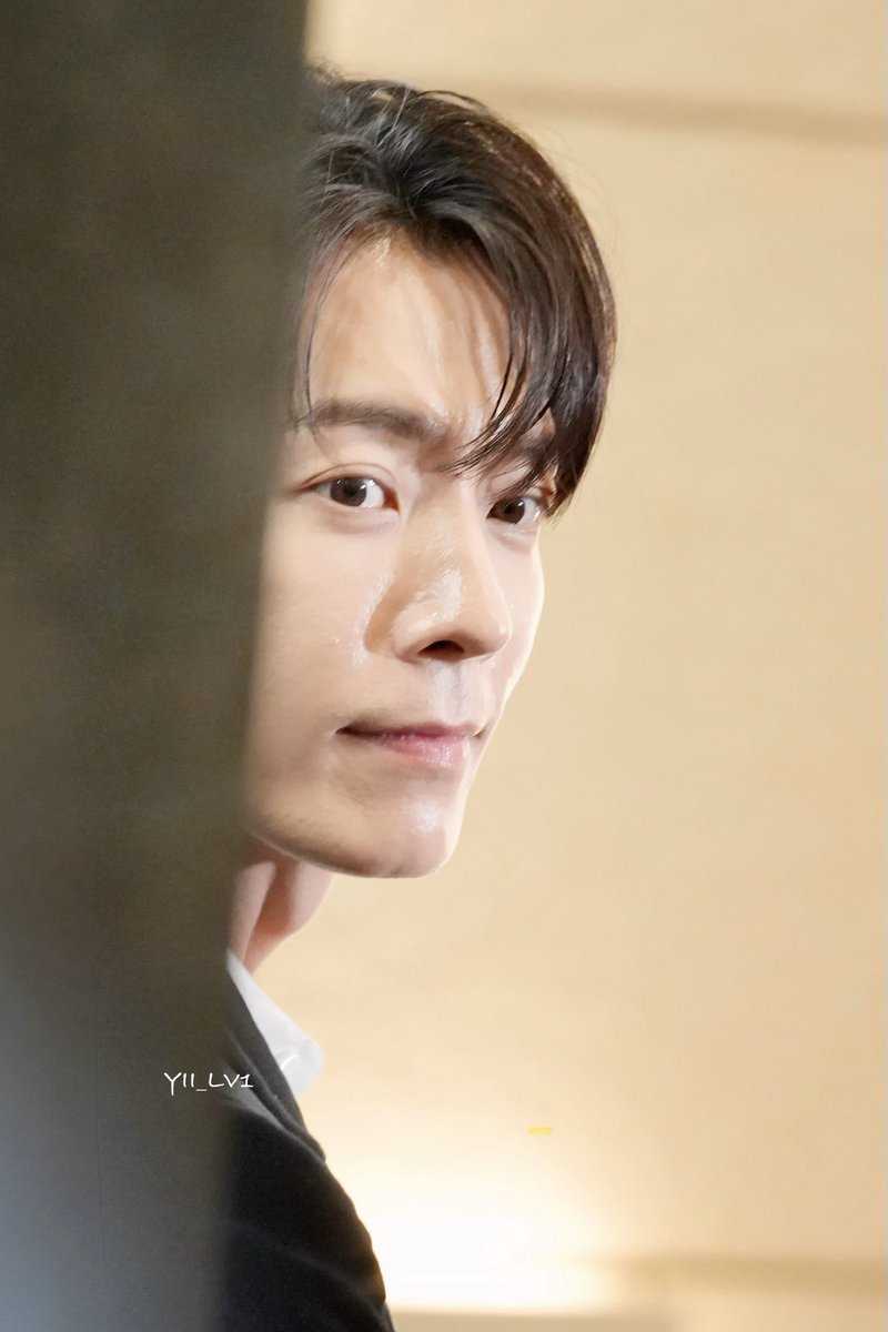 YII_lv1's tweet photo. .
𝟤𝟨𝟢𝟩𝟤𝟥 𝗙𝗘𝗡𝗗𝗜 𝗙𝗪𝟮𝟲
.
🤵 (´▽`ʃ♡ƪ)"
.
#DONGHAE #동해 
#superjuniordne #슈퍼주니어 https://t.co/rHrgWZcEqq