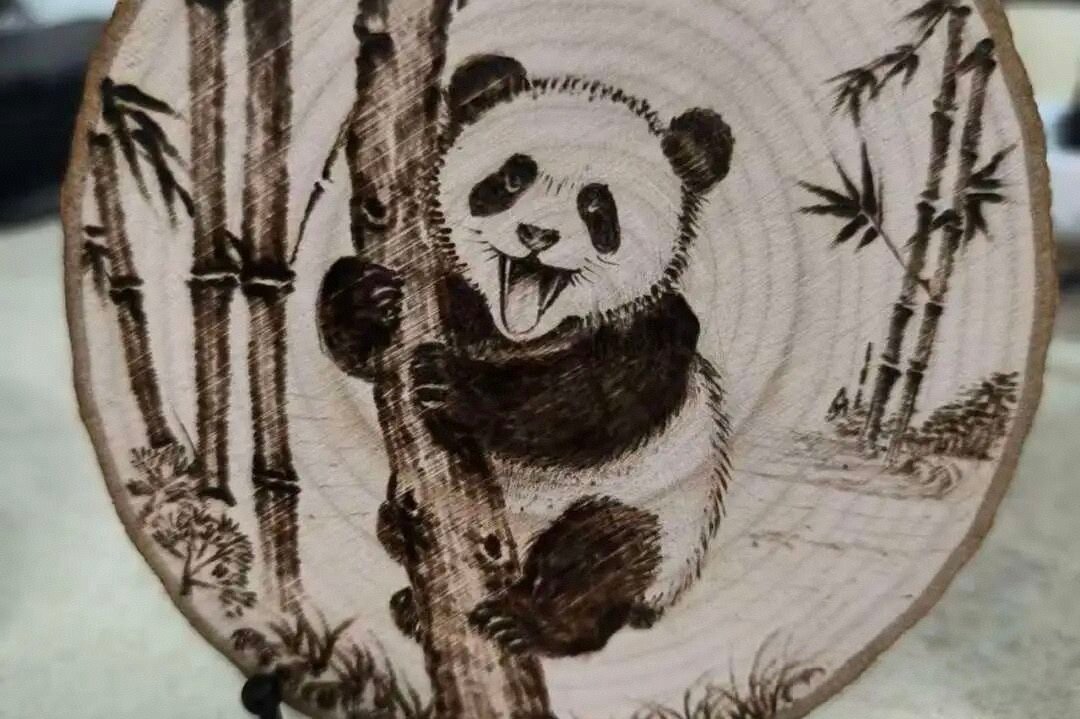 maovigny's tweet photo. Have you ever seen Zhongnan pyrography, a lesser-known intangible cultural heritage https://t.co/Z5zz6qLV6A