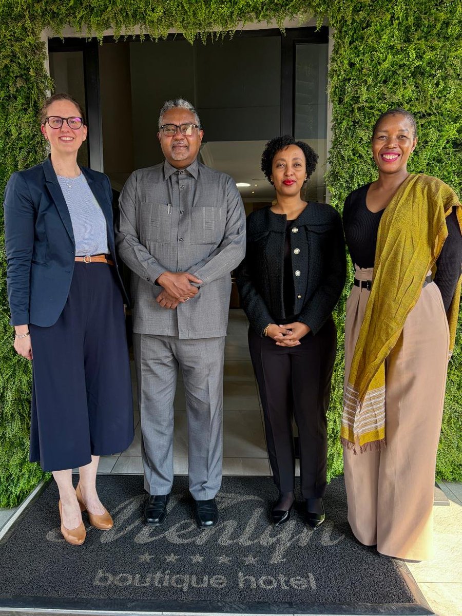 AGA_Platform's tweet photo. Strengthening an enduring partnership the Secretarait of @AGA_Platform met today with the Institute for Security Studies @issafrica in Pretoria to reaffirm our shared commitment to advancing peace, security, and good governance across Africa. #DGTrends #ACDEG #Africa https://t.co/MU2FGW3Jad