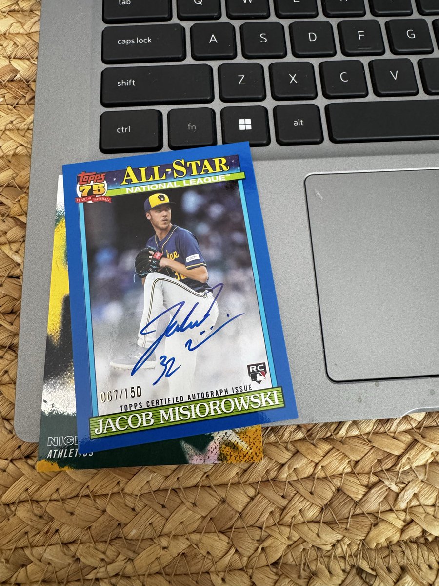packylyons's tweet photo. @ALTPEPEEEEEEE Topps Series 2 ASG here! https://t.co/BvgPg9wTKS