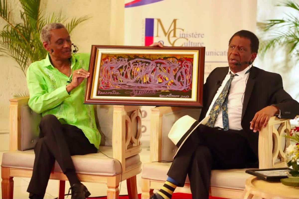 MCHaiti's tweet photo. Les écrivains et journalistes Dany Laferrière et le Dr Emmanuel Ménard, ministre de la Culture et de la Communication : une rencontre historique au service de la culture, de la dignité et de l’identité haïtiennes.

Retour en images sur cette rencontre d’exception. https://t.co/ubVGofcYKV