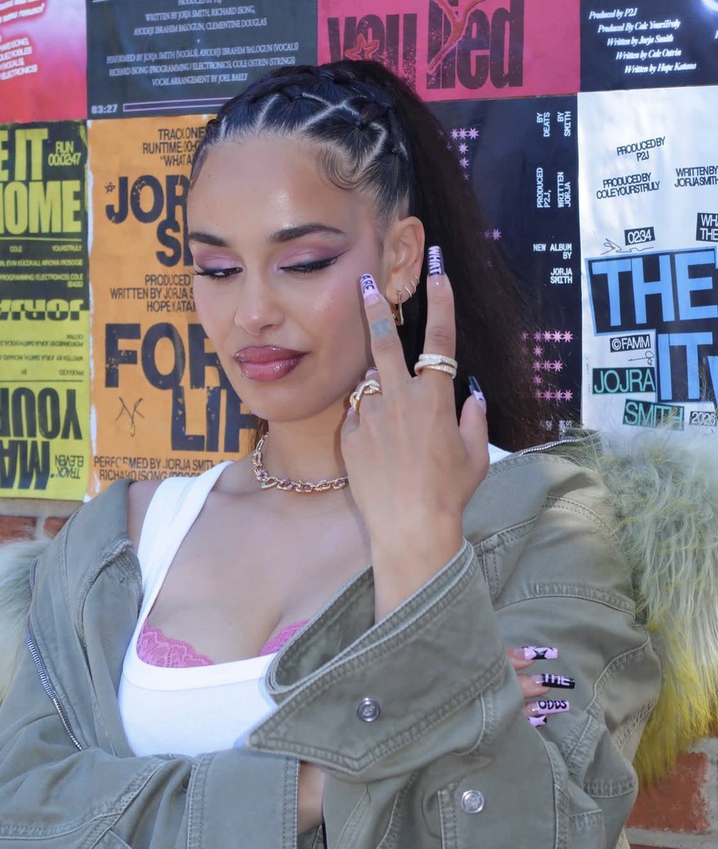 OnThinlce's tweet photo. Jorja Smith (2026) https://t.co/8w2NJKghQF