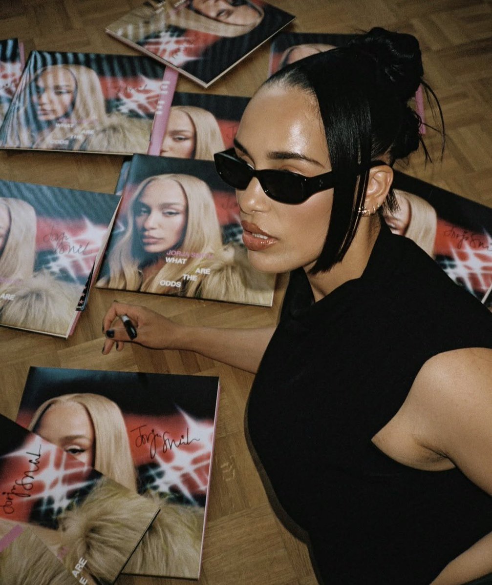 OnThinlce's tweet photo. Jorja Smith (2026) https://t.co/8w2NJKghQF