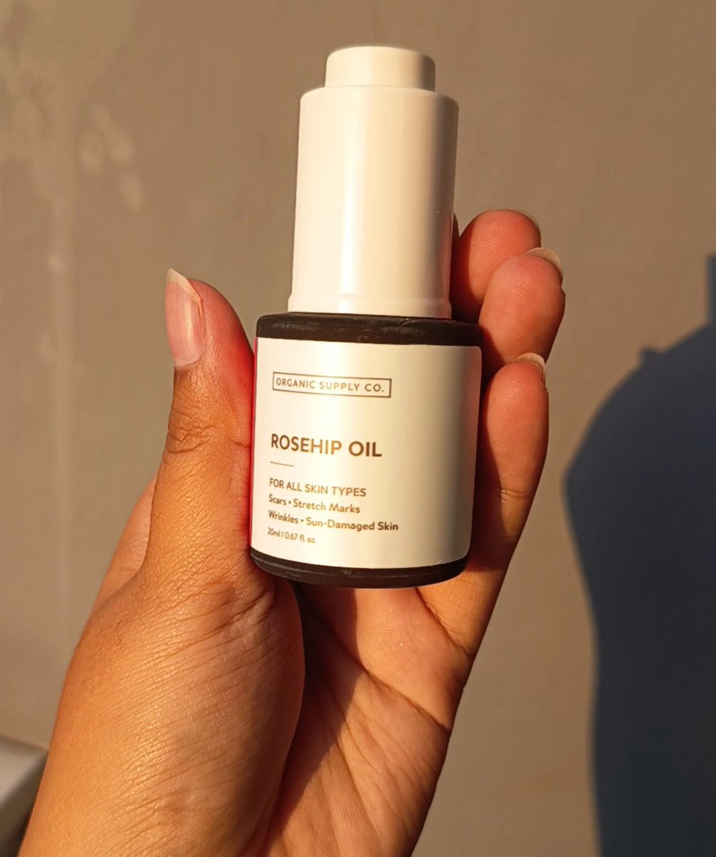chewychuui's tweet photo. Biar lebih gampang buat face massagenya, biasanya pake face oill 😆🙌 apalagi kalau face oil nya punya manfaat 3 in 1 se GONG iniii 😭👍 
https://t.co/gfv2POxx3e https://t.co/cntnn6y672