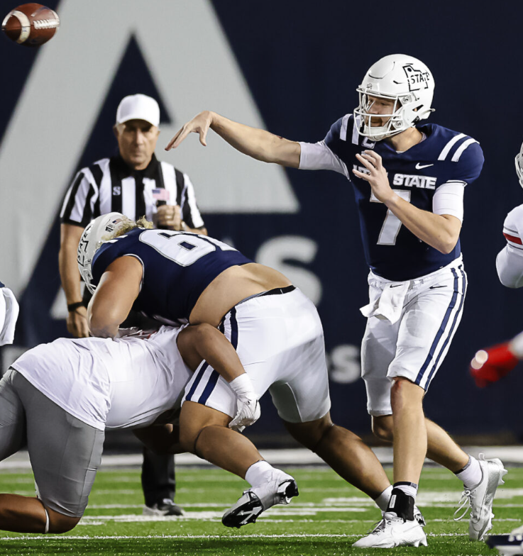 AggieUniTracker's tweet photo. @WCCSG_ Just one?! LOVE White/Blue/White with the retro logo https://t.co/xkuGusOxhZ