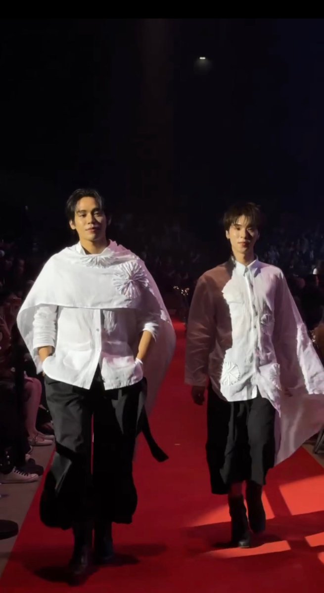 heartofoattrtv2's tweet photo. WABISABI AT YAWARDS2025
#ThailandYContentAwards2025
#YAwards2025 #YContentAwards2025

วันนี้ขอขอบคุณทาง Thailand Y Content Awards 2025 ที่ให้เกียรติเชิญน้องโอ๊ต พี่เงิน และนักแสดงจาก Studio Wabi Sabi มาร่วมงานประกาศรางวัลและร่วมเดิน Fashion Show ในวันนี้นะคะ

ขอบคุณแฟนคลับทุกคนที่อยู่ในงานและทีมหน้าจอนะคะ ขอบคุณสำหรับทุกการซัพพอร์ต วันนี้ทุกคนเก่งมากกก🫶🏻🫶🏻
Thank you to everyone who attended today’s event and to the screen support team for supporting Oat. We truly appreciate all your love and support! 🫶🏻🫶🏻

สุดท้ายนี้ ยินดีกับการเดินแบบครั้งแรกของน้องโอ๊ตด้วยนะคะ น้องเก่งมาก ๆ ทำออกมาได้ดีมากเลย ภูมิใจในตัวน้องเสมอมานะคับ 🩵🥚

@oattrttt
#oattrt | #oattrttt