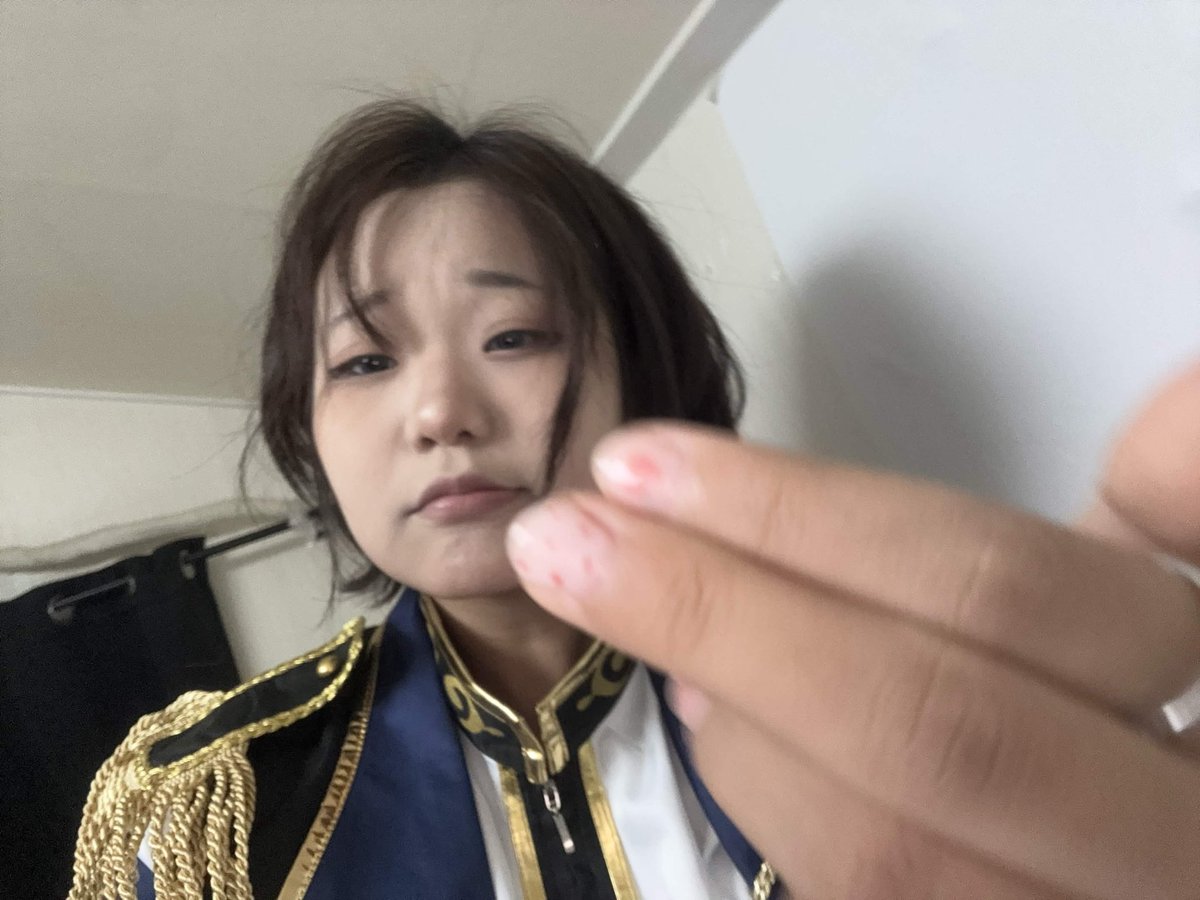 75yul1's tweet photo. 공주님이 지켜줄게 https://t.co/3YHyBA4DMt