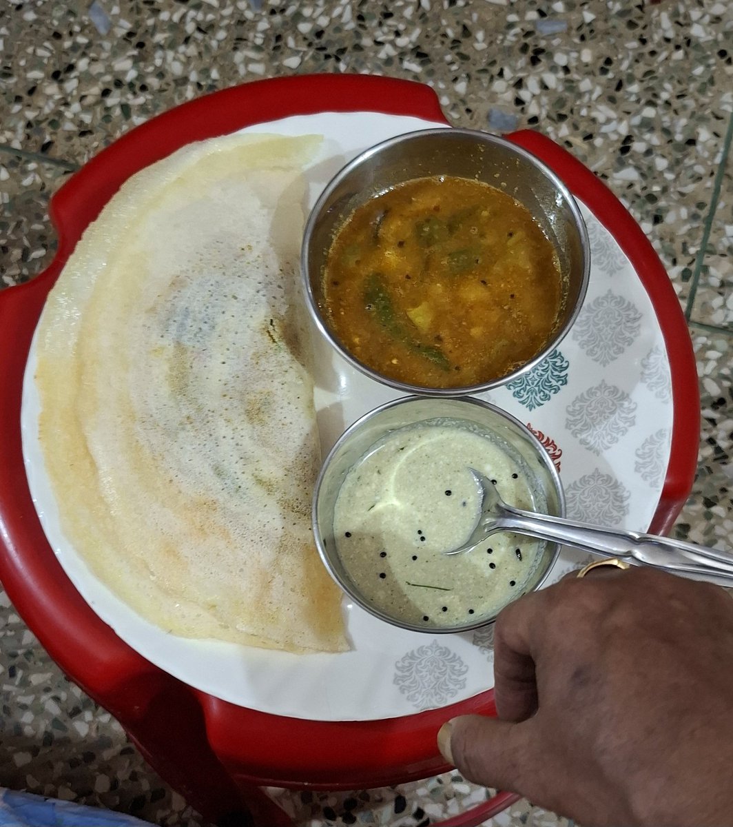 BishnuMohanPat2's tweet photo. ଆଜ ଡି-ନ-ର  ଚୋଖା 
ଗୃହନିର୍ମିତ ସାଦା-ଦୋସା  !
😋 https://t.co/QFnrTubr5r