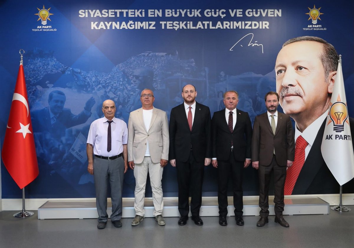 CengizTokmak's tweet photo. Genel Merkez Teşkilat Başkanlığımızca yapılan istişare ve değerlendirmeler neticesinde, Genel Başkan Yardımcımız ve Teşkilat Başkanımız Sayın Ahmet Büyükgümüş’ün tensipleriyle, Uluborlu İlçe Başkanlığı görevine Mehmet Dursun atanmıştır.

Mehmet Dursun başkanımıza yeni görevinde başarılar diliyor, bu kutlu görevin Uluborlu’muza, Isparta’mıza ve AK Parti teşkilatımıza hayırlı olmasını temenni ediyorum.

Bugüne kadar görev yapan İlçe Başkanımıza ve teşkilatımızın her bir kademesinde fedakârca görev yapan tüm dava arkadaşlarımıza emekleri ve hizmetleri için teşekkür ediyorum.

Cumhurbaşkanımız ve Genel Başkanımız Sayın Recep Tayyip Erdoğan’ın liderliğinde, birlik ve beraberlik içerisinde, Türkiye Yüzyılı hedeflerimiz doğrultusunda çalışmalarımızı kararlılıkla sürdüreceğiz.