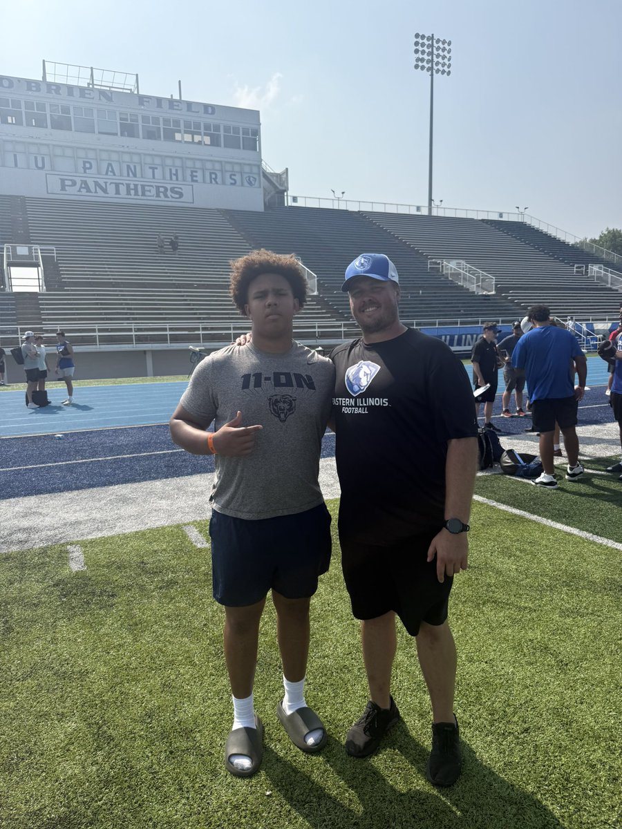 MasonJones58's tweet photo. I had a great time @EIU_FB this past Sunday!!! I learned a lot from @McclanathanOL and his players, hope I can be back soon!!!

@CorsairsFB @OLMafia @EDGYTIM @AllenTrieu @PrepRedzoneIL @DIAMONDdavelee @Rivals @On3 https://t.co/gtc2WN18oP