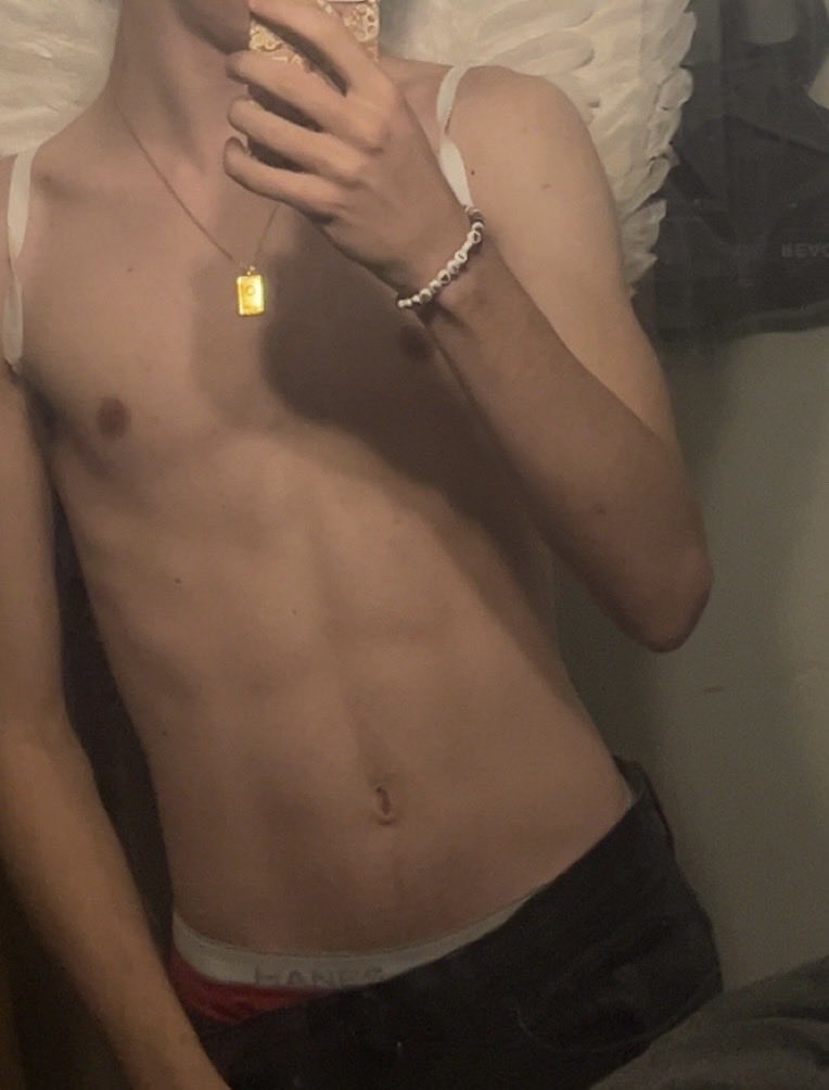 sub4vt's tweet photo. lmk if you want a personal video 😉 https://t.co/XmFmWh6Juu