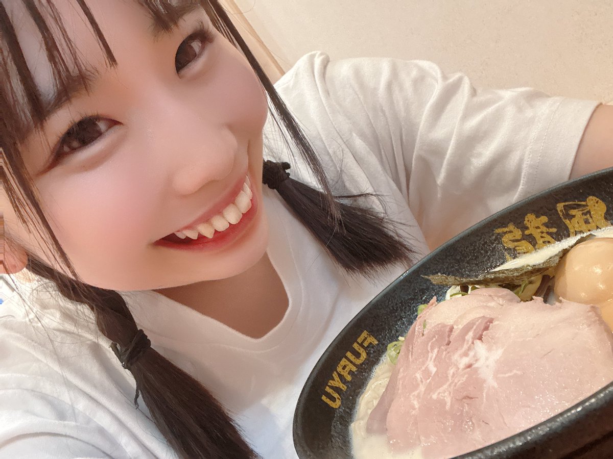 rika_scm tweet picture