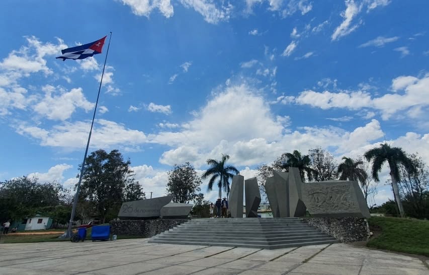 GobCamaguey's tweet photo. 🇨🇺#MinasEn26
La plaza 26 de Noviembre del municipio de #Minas en #Camagüey ya se viste de gala para acoger el acto provincial por el aniversario 73 del asalto a los cuarteles Moncada y Carlos Manuel de Céspedes, este 24 de julio a partir de las 7:00am. #MiMoncadaEsLaPatria
1/2 https://t.co/yNJWcy1n8G