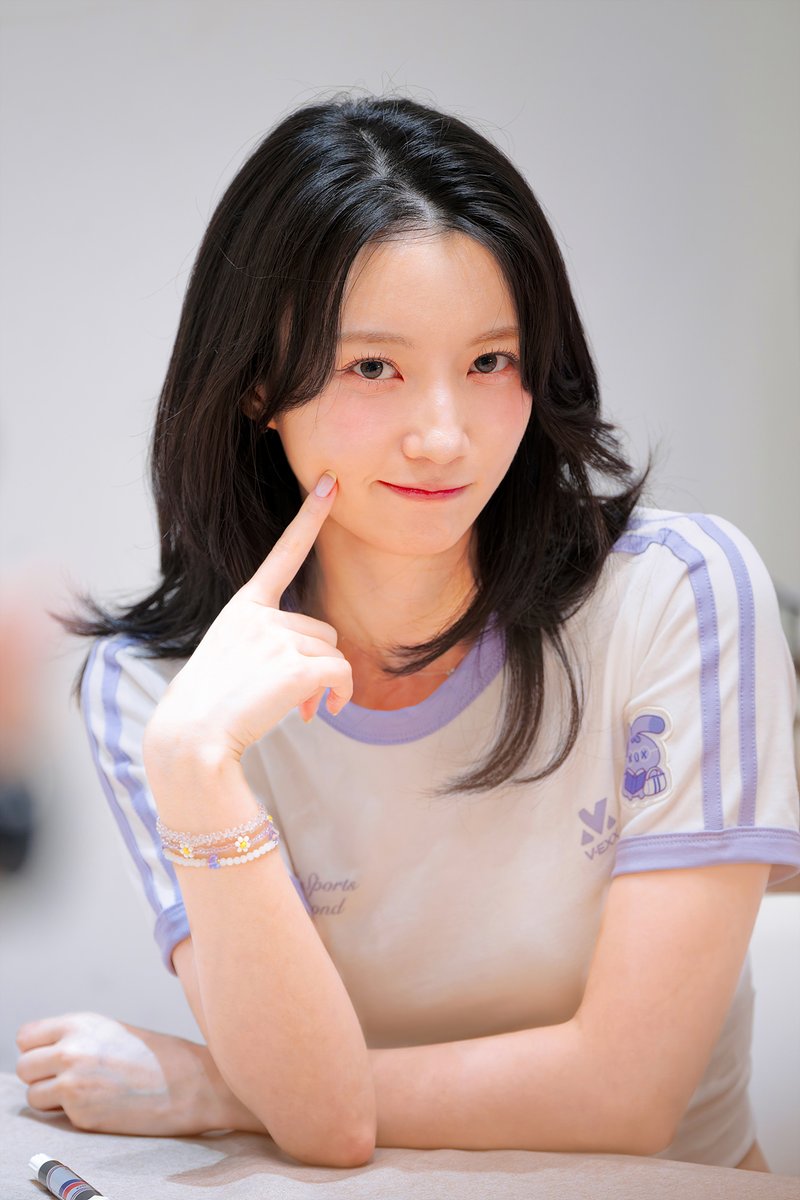 shiningstone85's tweet photo. 260718 오마이걸 x MOMOI <CLOSER TO YOU> POP-UP 팬사인회 https://t.co/Xftqr7GPMR
