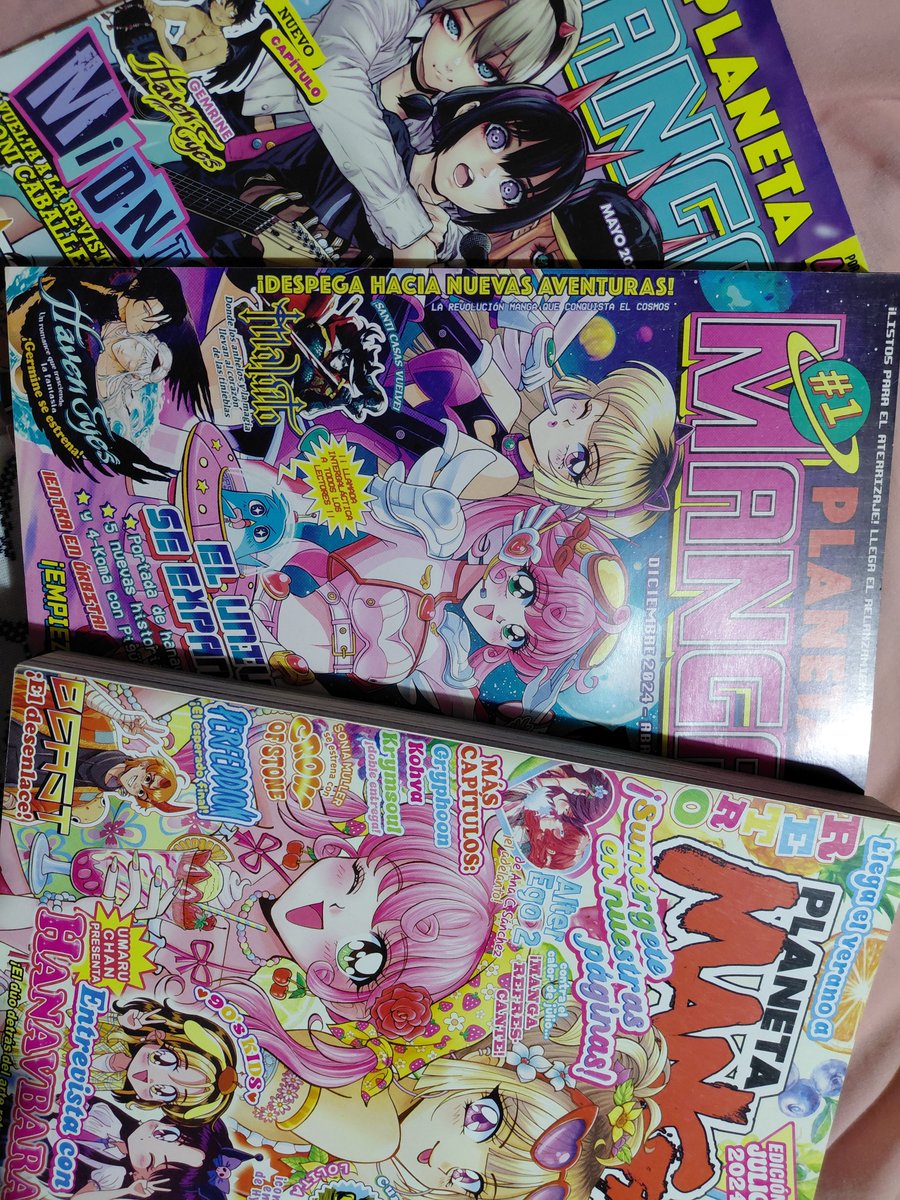 Meli_Lala23's tweet photo. Las portadas son hermosas. Estoy en un dilema si compro todos los tomos que me faltan para atrás y los nuevos o comprar solo los que tienen el primer capítulo de las historias que me interesa y después comprar los tomos recopilatorios 😅… Bue tengo tiempo para pensar que hacer https://t.co/aANlA7eWTy