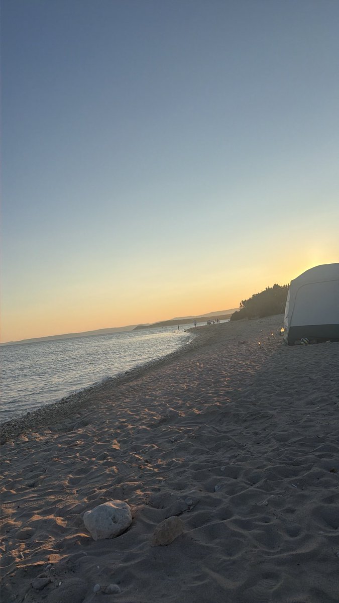 HakanLibert's tweet photo. Çeşme #çeşme #plaj #beach https://t.co/QVDd3ViKUI