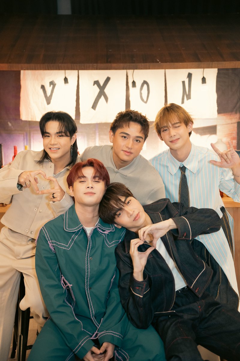 vxonofficial's tweet photo. VXON 'PIA Corporation Partnership Media Launch' 

@vxonofficial_jp
#VXON #VXONJAPAN #VIXIES #VIXIESJAPAN #CornerstoneArtist https://t.co/DBGKDFGPvf