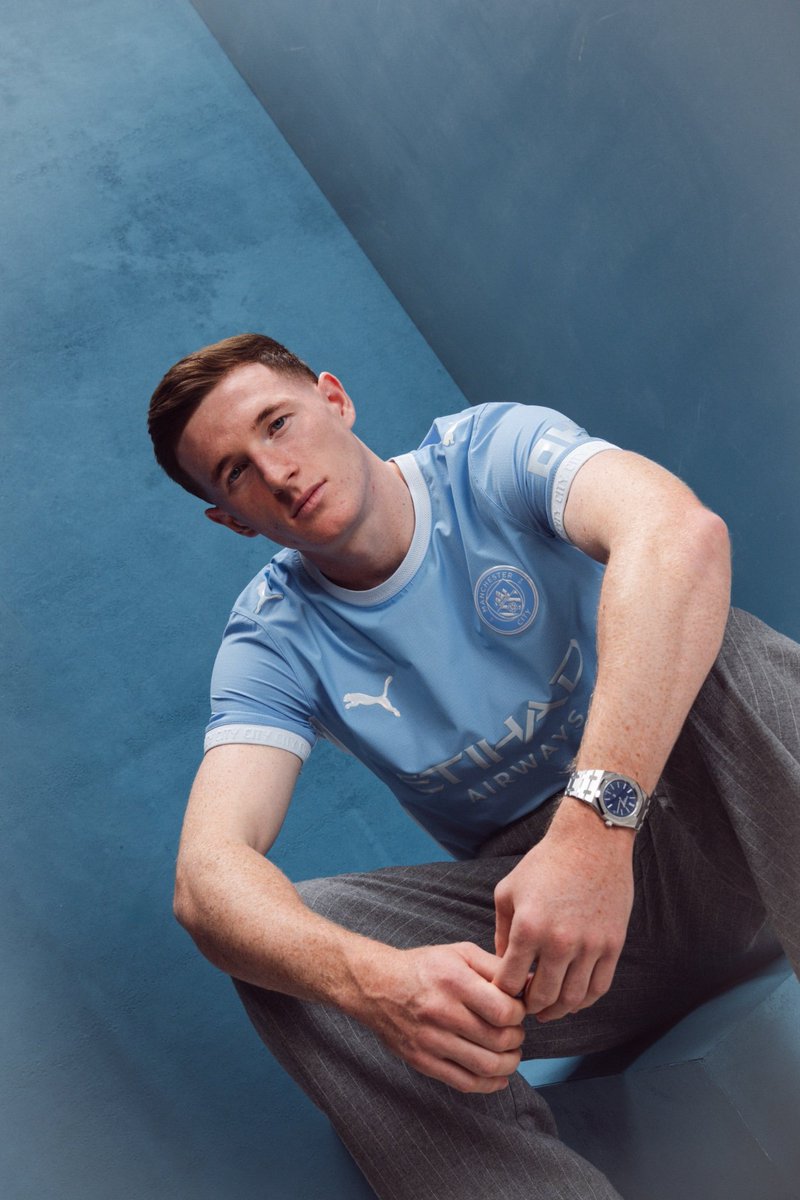 topsteven_'s tweet photo. Hapa bado taarifa njema za Rodri kure-sign new contract😋
Welcome to Man City Eliot Anderson. https://t.co/4r2BkWZgdu