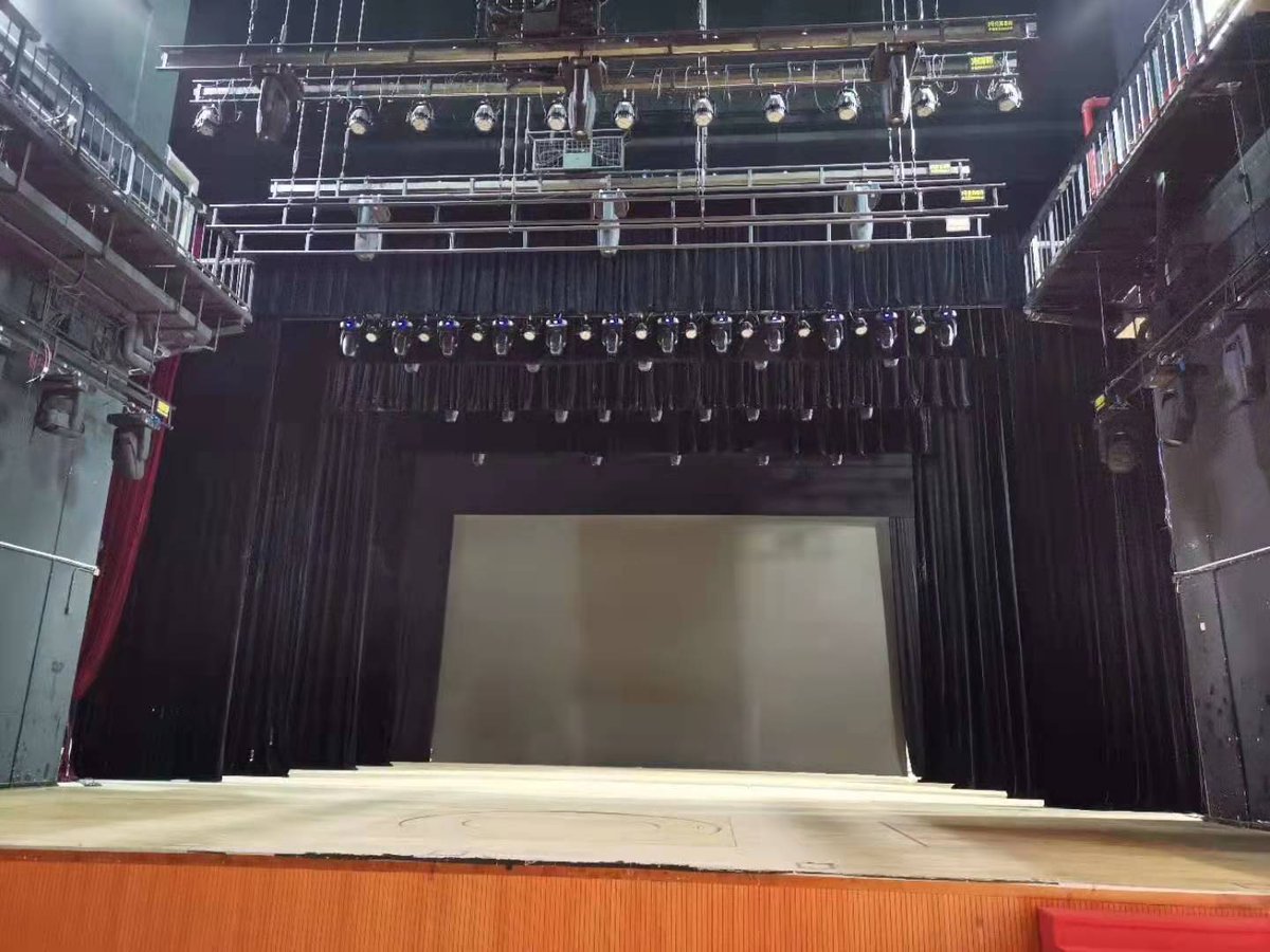 loganthaginga's tweet photo. 本周六晚「城市即兴剧场」小剧场开演！沉浸式默剧+互动环节，票价88元起，评论区抽2位送双人票～快来现场解锁快乐！， https://t.co/coRmQXtyEs