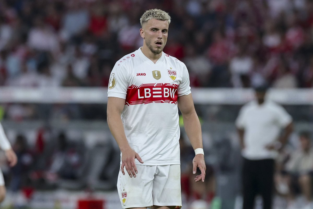 _dennisbayer's tweet photo. #Sky Info: #Demirovic Zukunft offen. Interesse groß: u.a. #Juve, #Leeds und #Fener dran. Noch nichts konkret. #Hoeneß offen für Verkauf. #Bosse wollen ihn lieber halten. #Medo will gerne beim #VfB bleiben. Letzte 2 Saisons min 20 Scorer
@SkySportDE @berger_pj https://t.co/SVjl1qvav0