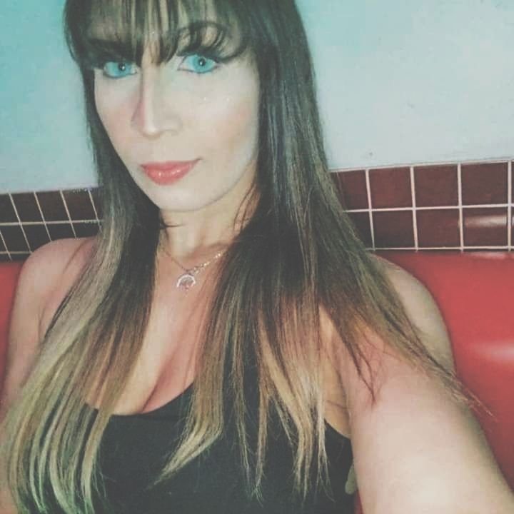issloveme's tweet photo. @fac1llier Que linda você https://t.co/LgKs3mRFHQ