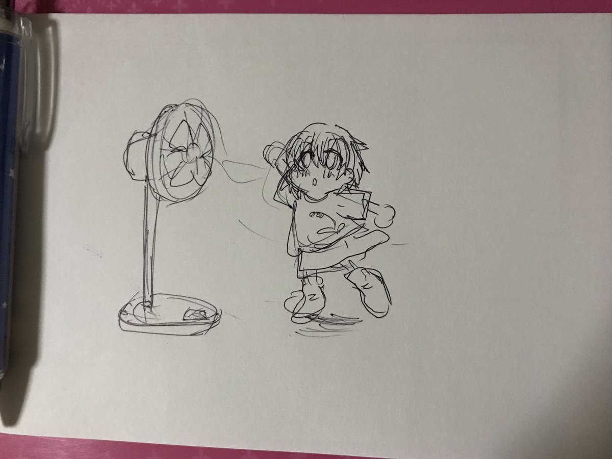 herebluehalf's tweet photo. これは扇風機の風に立ち向かう幼女ほたるちゃんの落書き。 https://t.co/7U6iwrV26c