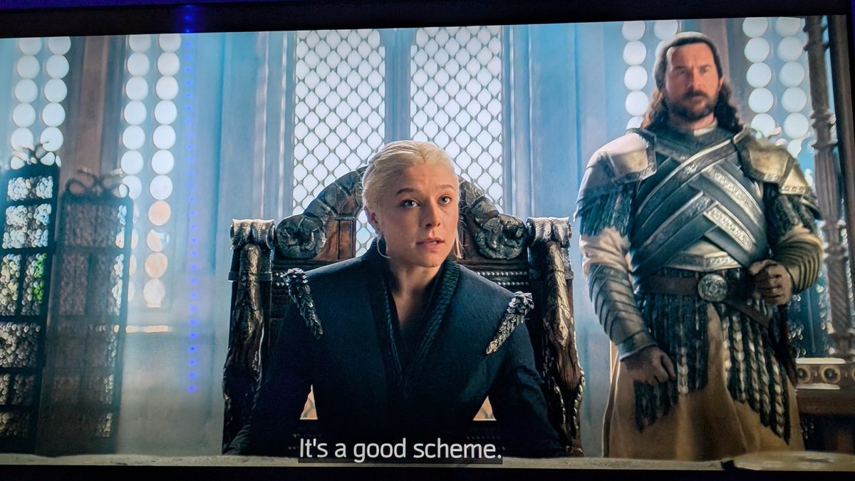 ZODIAC_MF's tweet photo. HAHAHAHA CATCHING UP ON MY NEW FAVORITE SHOW: QUEEN DUMBASS https://t.co/uD7Ljjw14V