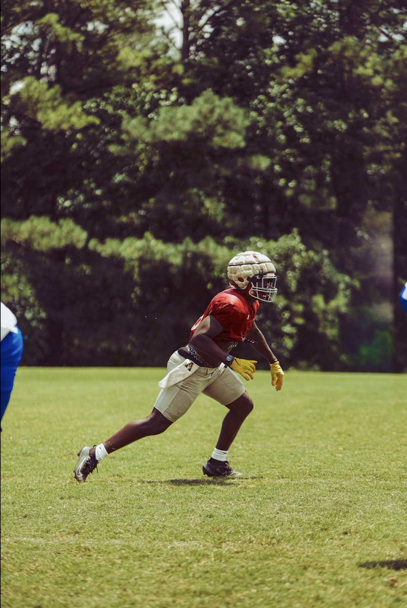 16_saxks's tweet photo. Senior season loading🛡️#1lowndes @RecruitGeorgia @rileyreeduf @Coachward1 @On3 @Rivals @247Sports @CoachHolley5 https://t.co/EyzAhJKa4F