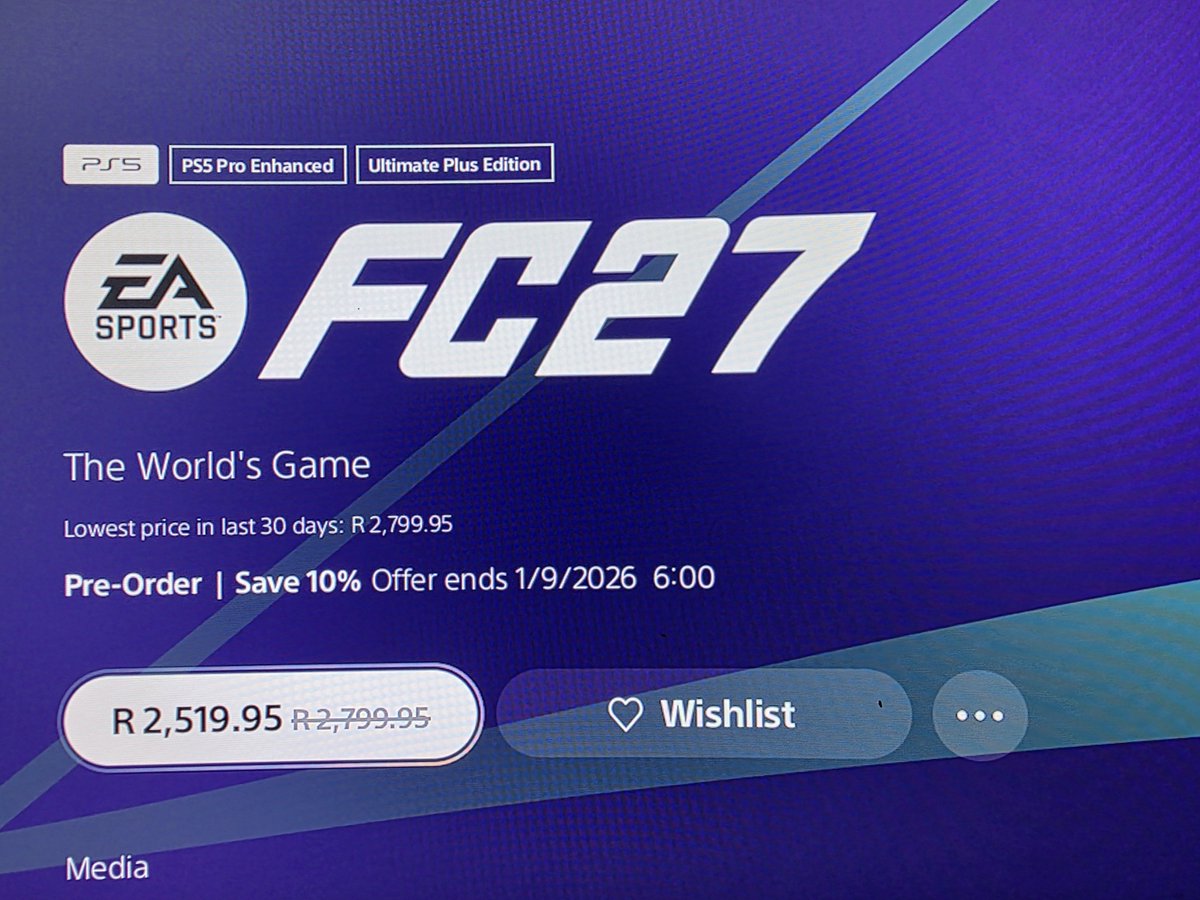 CHADO_K_'s tweet photo. R2800 for Fifa ??? Yeah , dark times https://t.co/RrF257u7ak