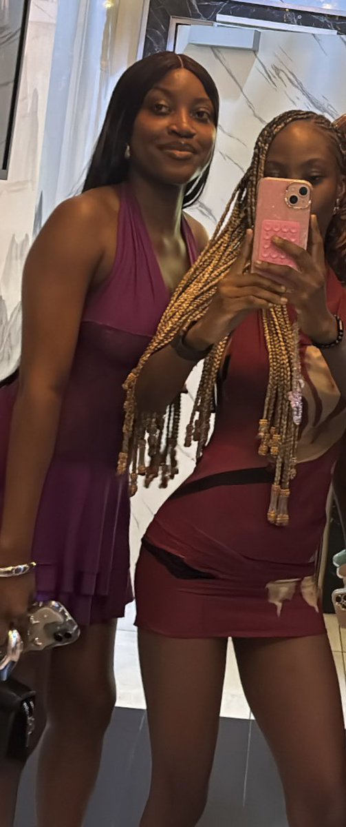 jumsbby's tweet photo. we’re obsessed 😍👭🏾 @Kemss_x https://t.co/zPv8l3pNB3