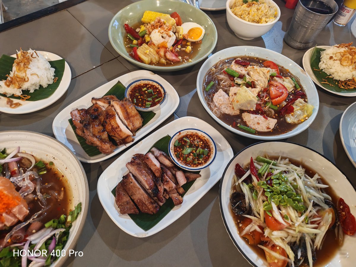 NN_PNY's tweet photo. ขอบคุณ​ลูกค้าสำหรับ​ มื้อเย็น​ ของหวาน​  และผลไม้ค่ะ​ #หาดใหญ่​ ใช่เล่นเลย​ อร่อยทุกอย่าง
‼️​ ล้านยำหาดใหญ่
‼️​ ไอติมหัวกะทิ
‼️​  อาณาจักร​ทุเรียน https://t.co/G9LgXWM856