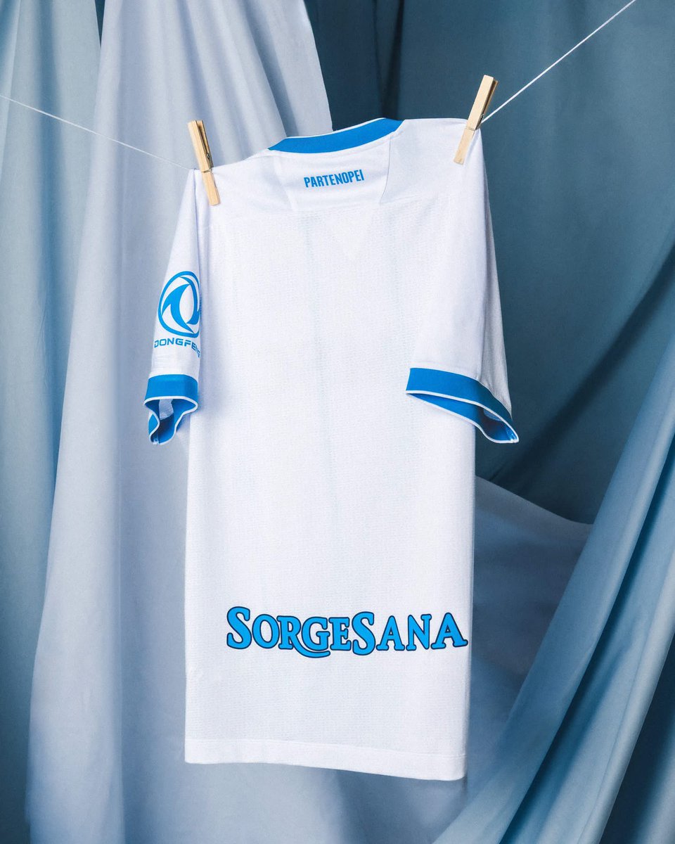 sscnapoli's tweet photo. Una maglia che non conosce confini 🇦🇷
L'Away Kit 26/27 è ora disponibile
👉 https://t.co/eZ3RyqHHXT https://t.co/c7iAeTfhwJ