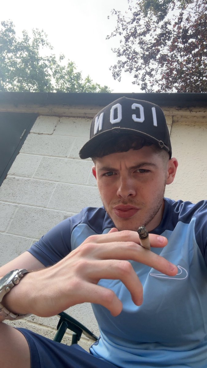 bigboyjayy5's tweet photo. Who’s serving active all night ;) #findom #cashmaster #rt https://t.co/9LFN0HVJ8A