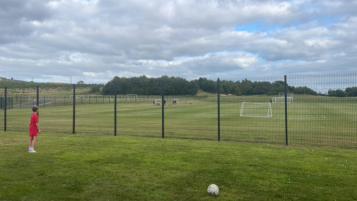 Alvechurch1st's tweet photo. Double session for the lads on their first day in Belfast. This morning at Solitude and this evening at the Billy Neil Centre. 

They should sleep tonight! https://t.co/V2RMx1nYNy