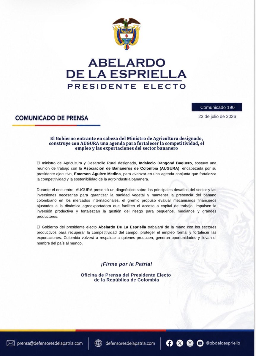 defensoresco's tweet photo. #ATENCIÓN | El ministro de Agricultura y Desarrollo Rural designado, Indalecio Dangond Baquero, sostuvo una reunión de trabajo con la Asociación de Bananeros de Colombia (AUGURA), encabezada por su presidente ejecutivo, Emerson Aguirre Medina, para avanzar en una agenda conjunta orientada a fortalecer la competitividad, el empleo y las exportaciones del sector bananero.
