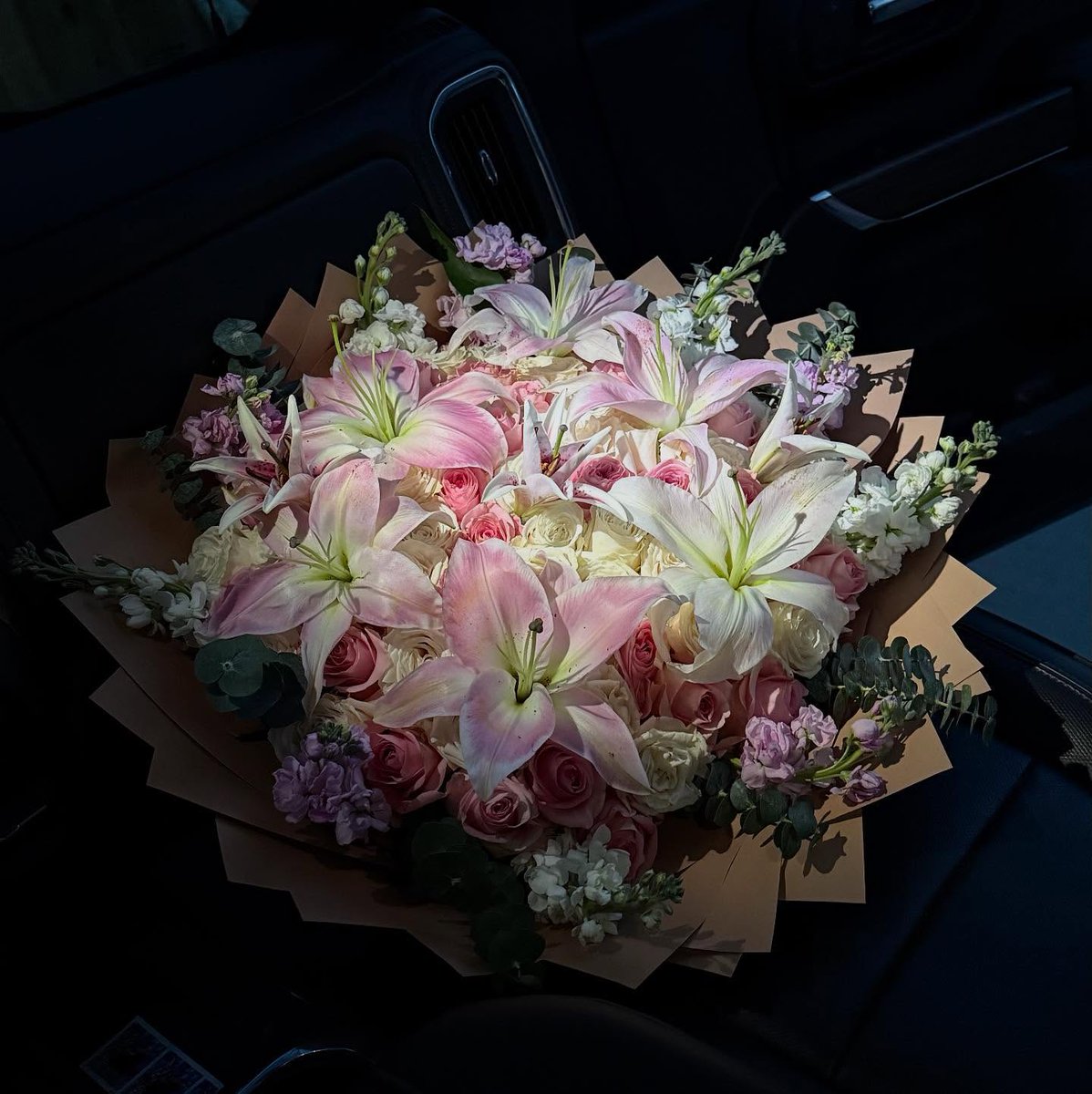 Liliestulipssss's tweet photo. https://t.co/9rf2G8lnMi