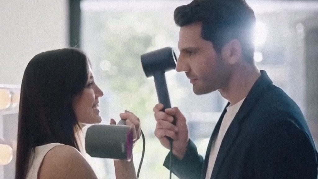ellendc6's tweet photo. i'd actually pay just to see these two together again in a new ad 🫠 https://t.co/EQj4AQyA5G