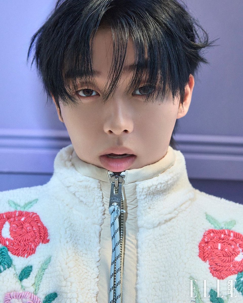 eivomz's tweet photo. 이거진짜 입술 개뚱쭝, 아기주댕치  너무욱여워 https://t.co/oByp6w6gJH