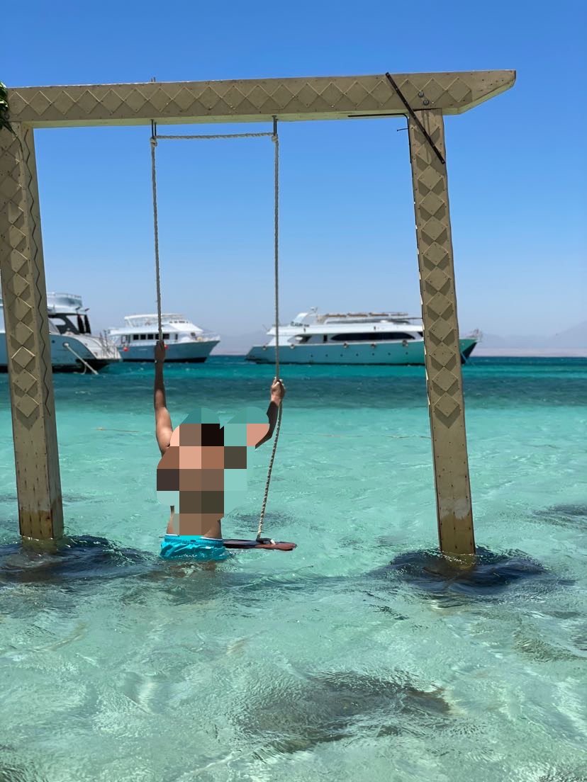 Mdups10's tweet photo. Marseille, Égypte, Zanzibar https://t.co/ZuF7ABWD4U