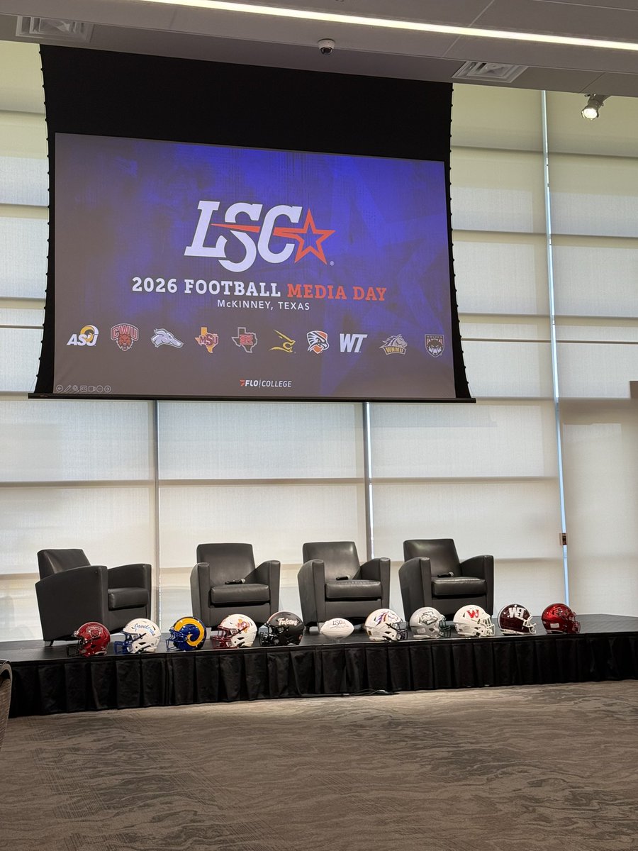SRSUFootball's tweet photo. Annnnnnd…we’re LIVE🔥🔥‼️

#BrandEm | 🐺 https://t.co/mBRow8Q69I